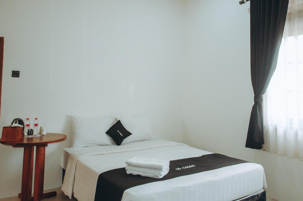 Ds Colive Marina Airport Hotel Semarang Bagian luar foto